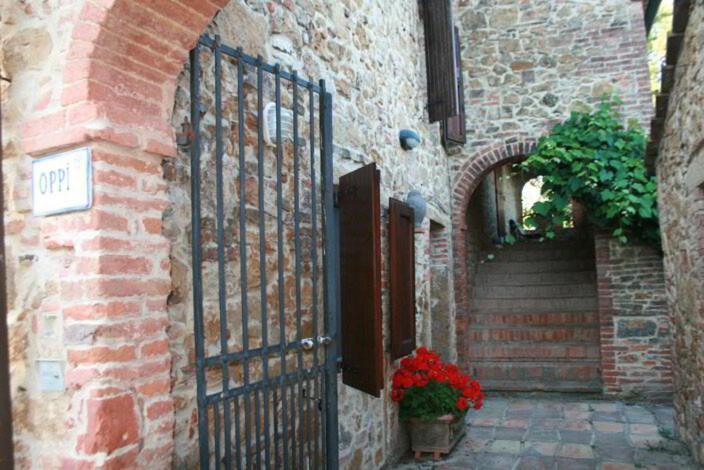 Villa Podere Gli Oppi Toscana Petroio Exterior foto